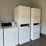 Hometowne Studios By Red Roof San Antonio E - Frost Bank Center