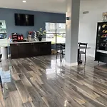 Hometowne Studios By Red Roof San Antonio E - Frost Bank Center